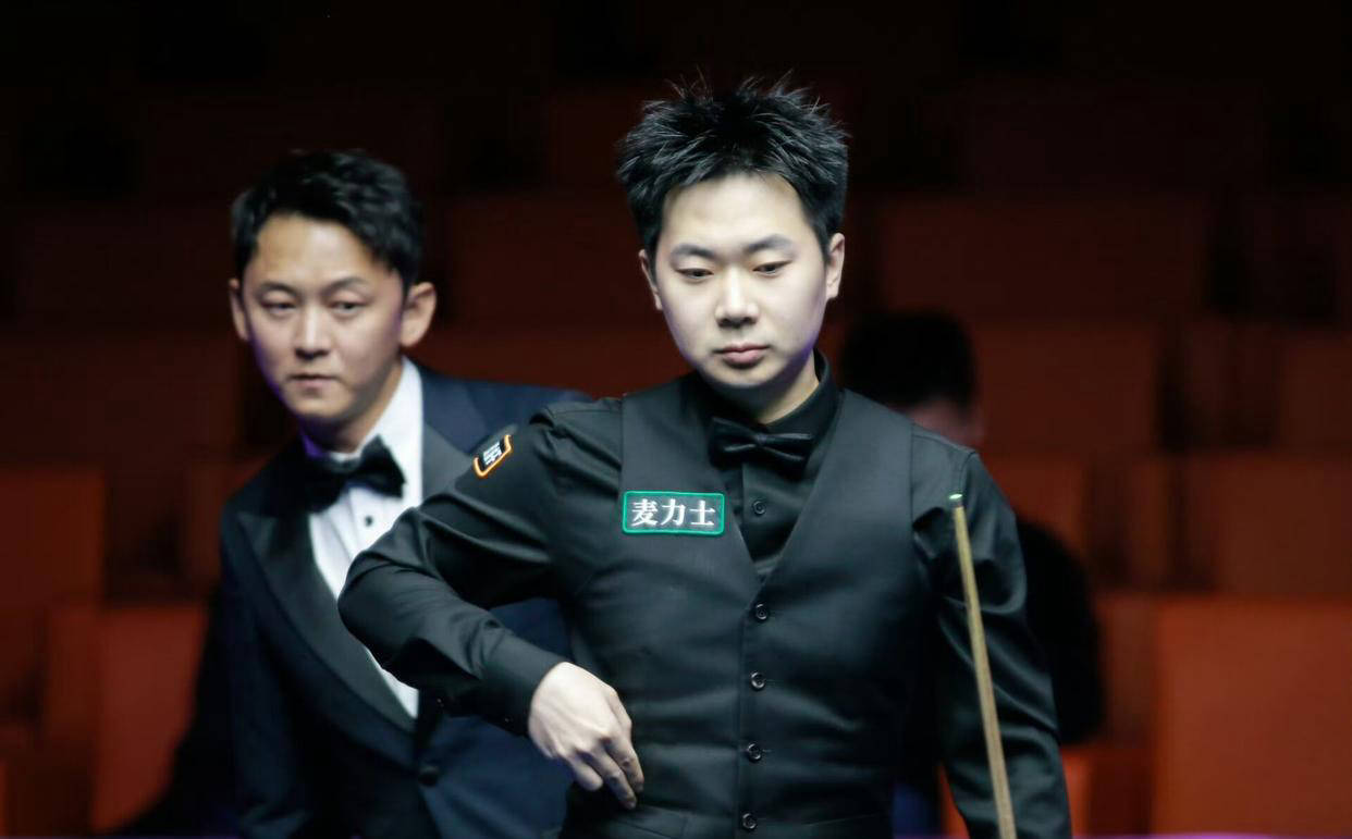 进行, 丁俊晖面临, 斯诺克西安 进行, 丁俊晖面临, 斯诺克西安